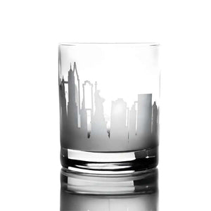 This 10 oz whiskey glass tumbler features a sand-etched New York city skyline—perfect for New York lovers to enjoy their favorite drink.