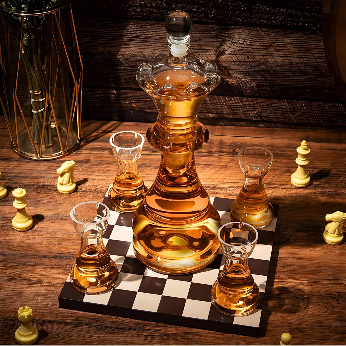 Queen Chess Decanter Set 25 Oz - 12" H With 4 Rook Shot Glasses 4oz